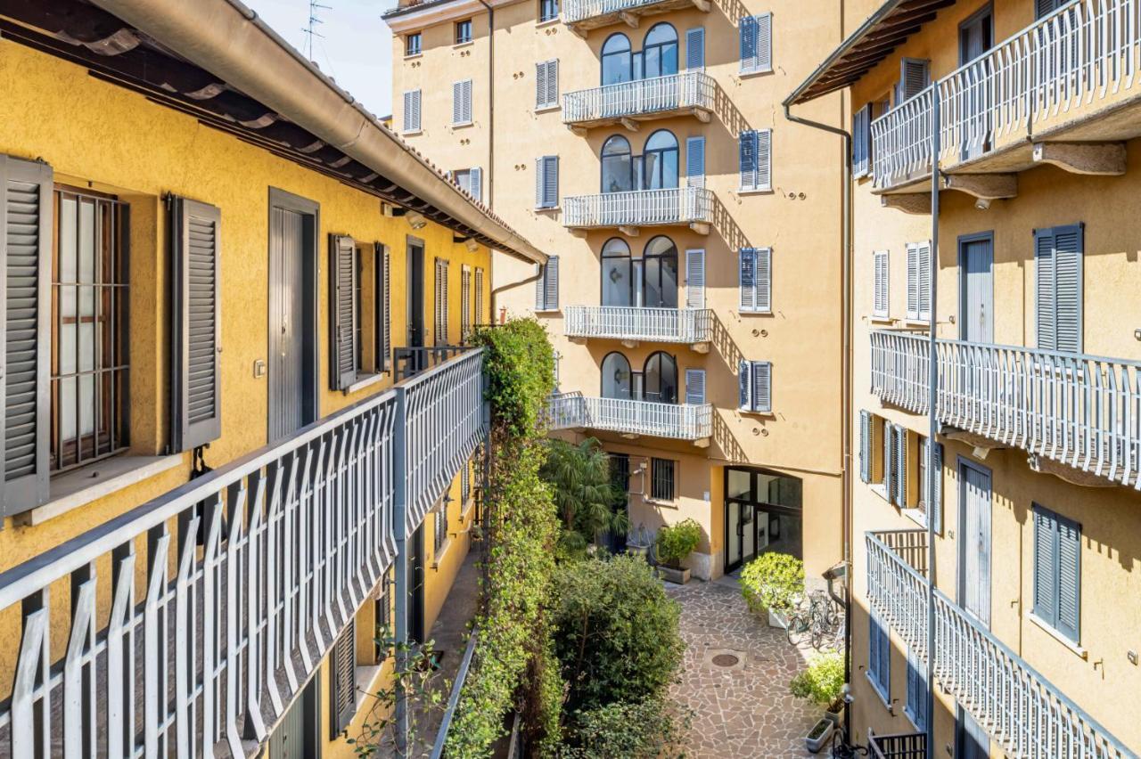 Easylife - Romantico Appartamento Sulla Darsena Milán Exterior foto